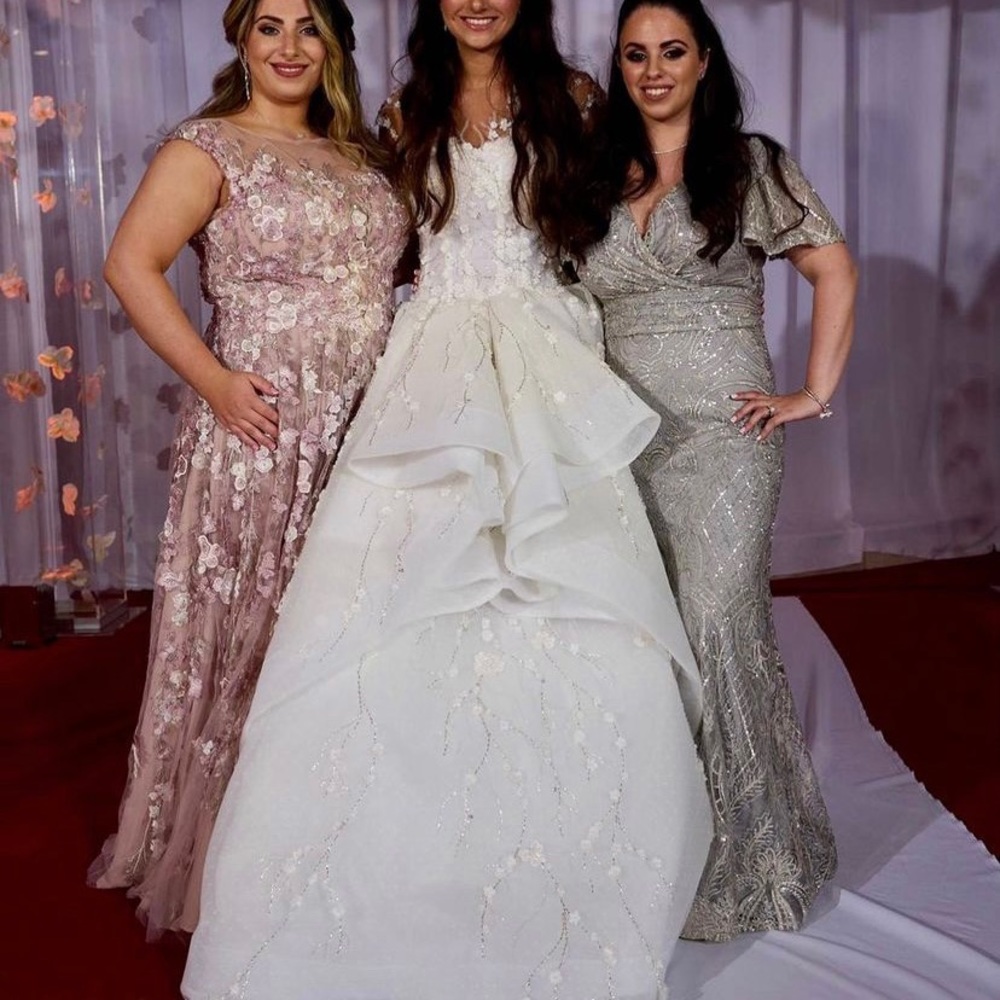 GOWNS FORMAL WEAR FOR SALE